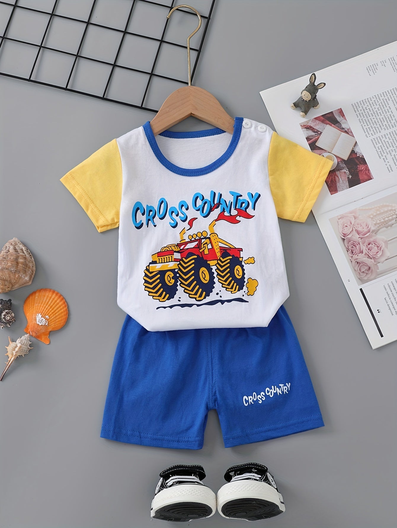 3 Sets Boy's Casual Cartoon Vehicle Print Comfortable Versatile Short Sleeve T-shirt & Shorts Set, Cool, Lightweight And Comfy Summer Daily And Outdoor Clothes!