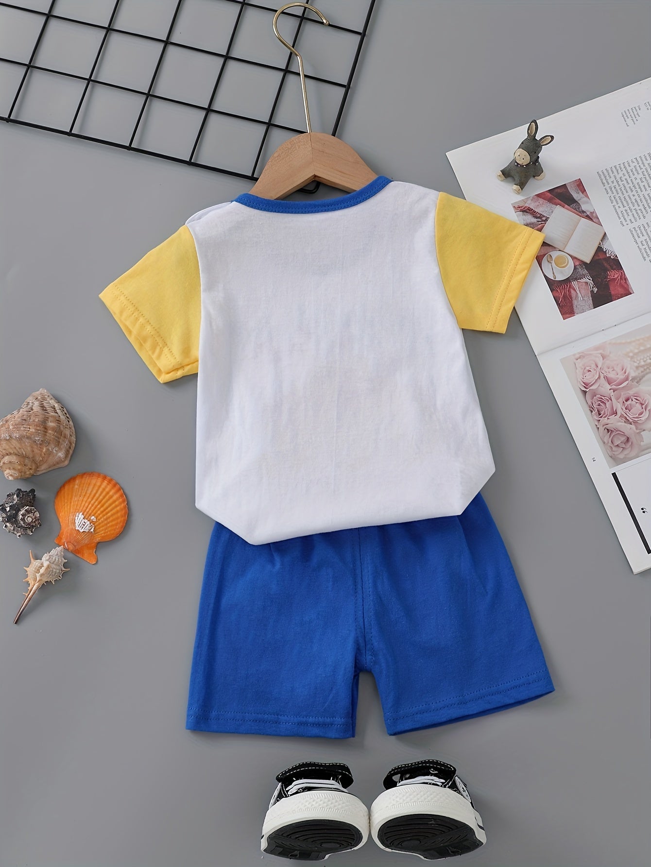 3 Sets Boy's Casual Cartoon Vehicle Print Comfortable Versatile Short Sleeve T-shirt & Shorts Set, Cool, Lightweight And Comfy Summer Daily And Outdoor Clothes!