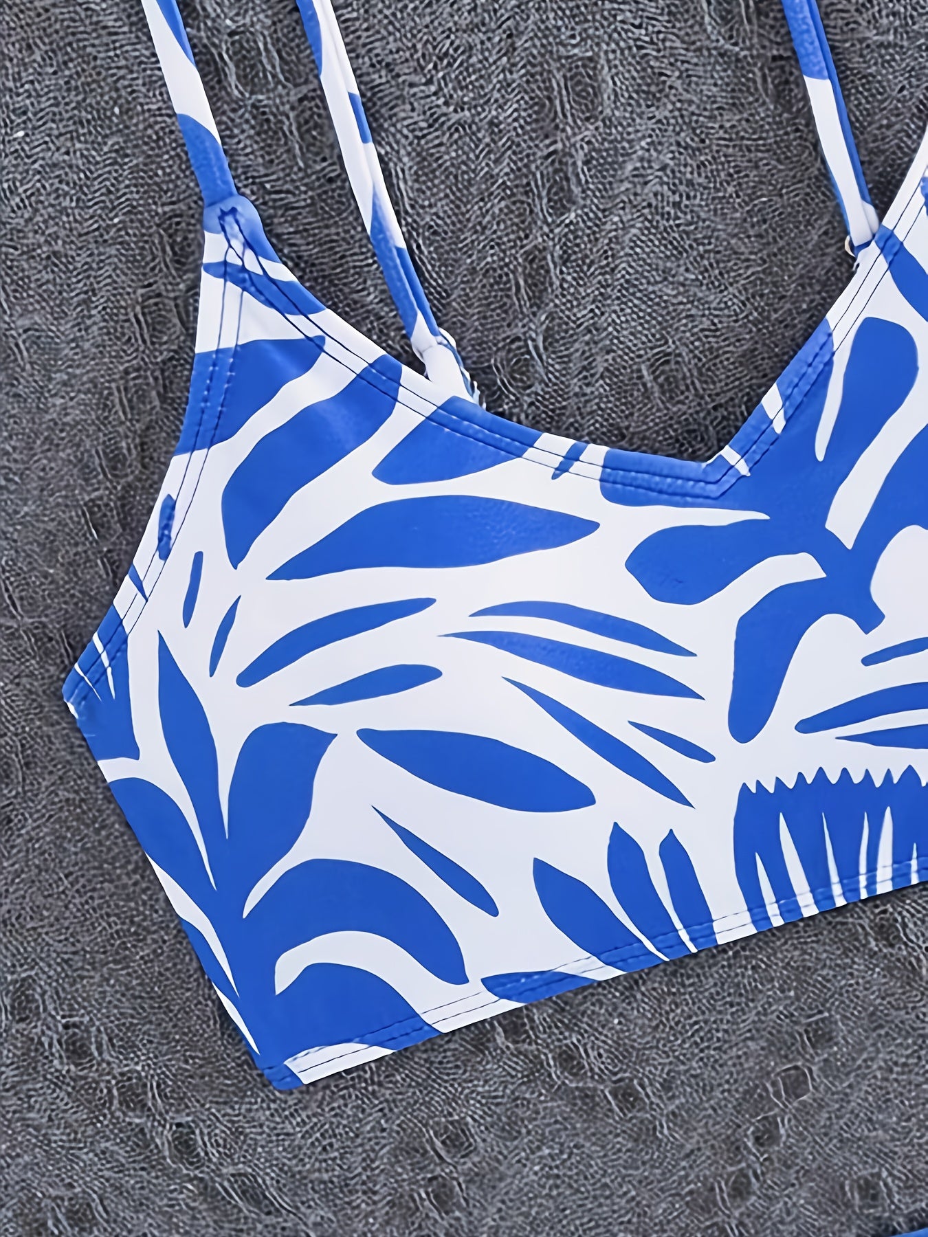 Printed Girls and Teens Bikini Set Fashionable Swimsuit