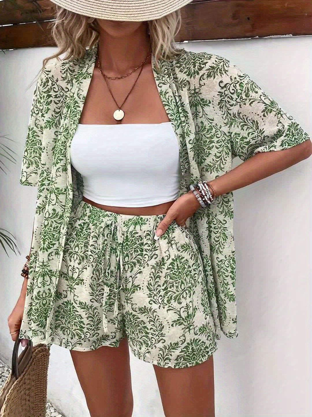 Women'S Green Floral Print Shorts and Cropped Top Set - Lace-Up Detail, Polyester Blend, Perfect for Vacation and Spring/Summer, Casual Beachwear|Floral Print Top|Polyester Blend