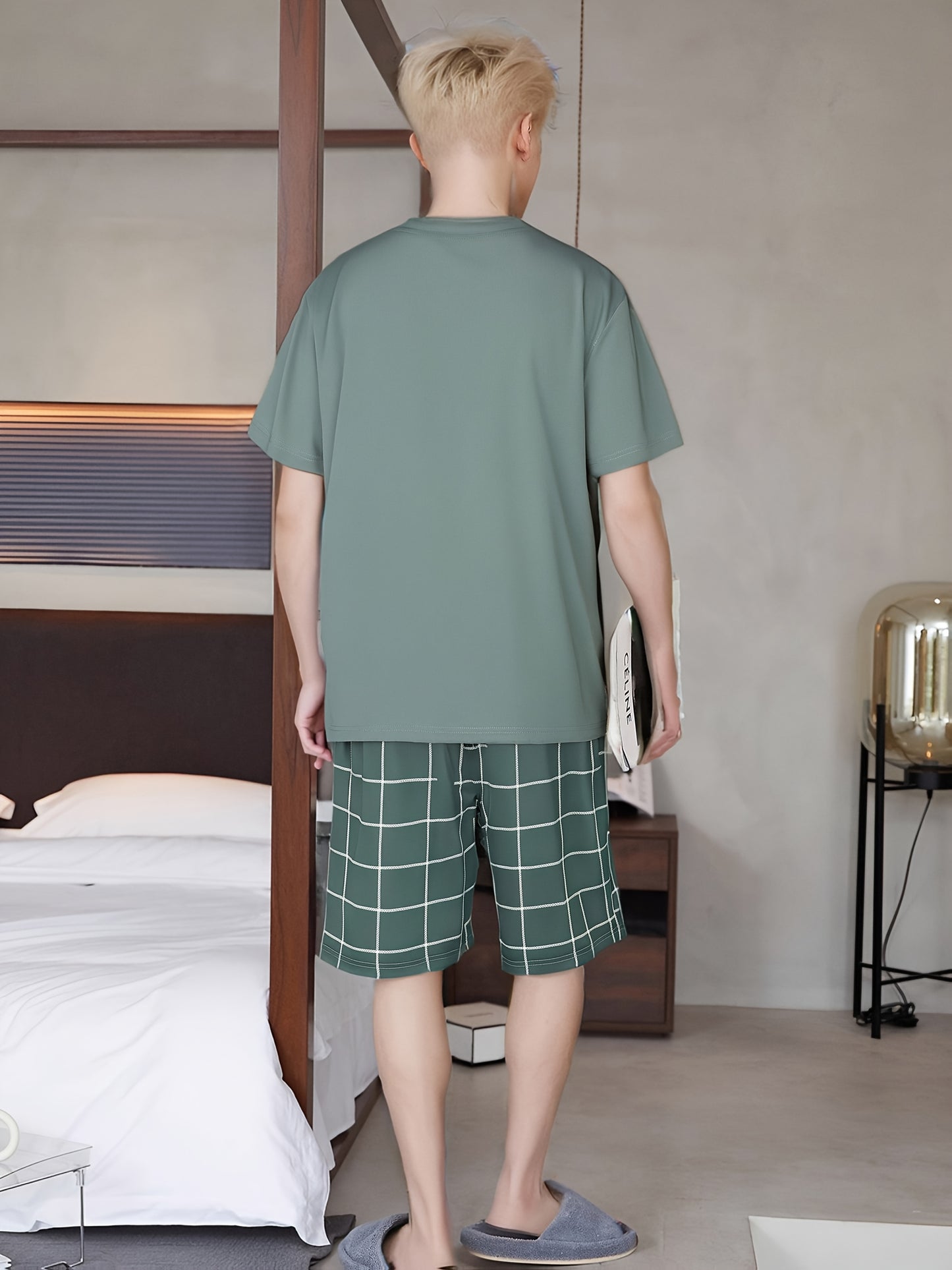 2pcs set of Men's round neck printed short-sleeved T-shirt and plaid shorts pajamas, comfortable and skin-friendly style, Men's casual home wear